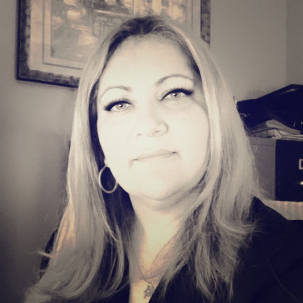 Meet your Posher, Dayana